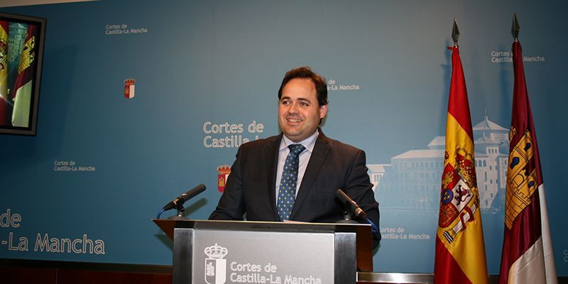 El albaceteño Francisco Núñez (vinculado a El Casar), candidato a suceder a Cospedal al frente del PP de Castilla-La Mancha