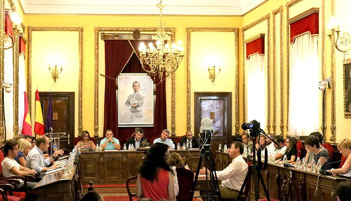 El Ayuntamiento de Guadalajara exigirá a la Junta que cumpra sus compromisos con los centros escolares de la capital