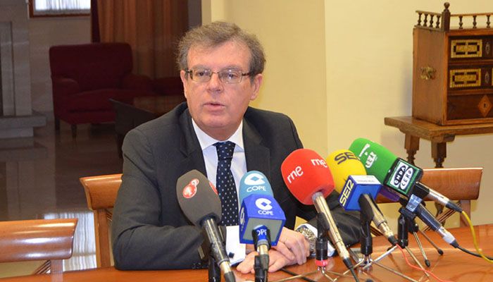 El rector de la UCLM es nombrado vocal del Consejo Escolar del Estado