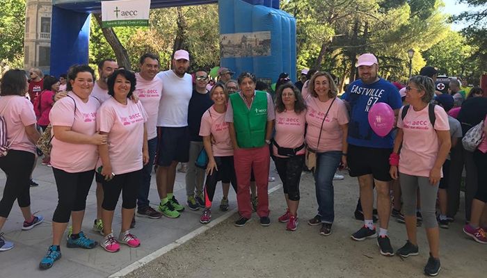 Guarinos responsabiliza a Page de ‘condenar’ a las pacientes de cáncer a esperar un mínimo de dos años y medio para una reconstrucción mamaria