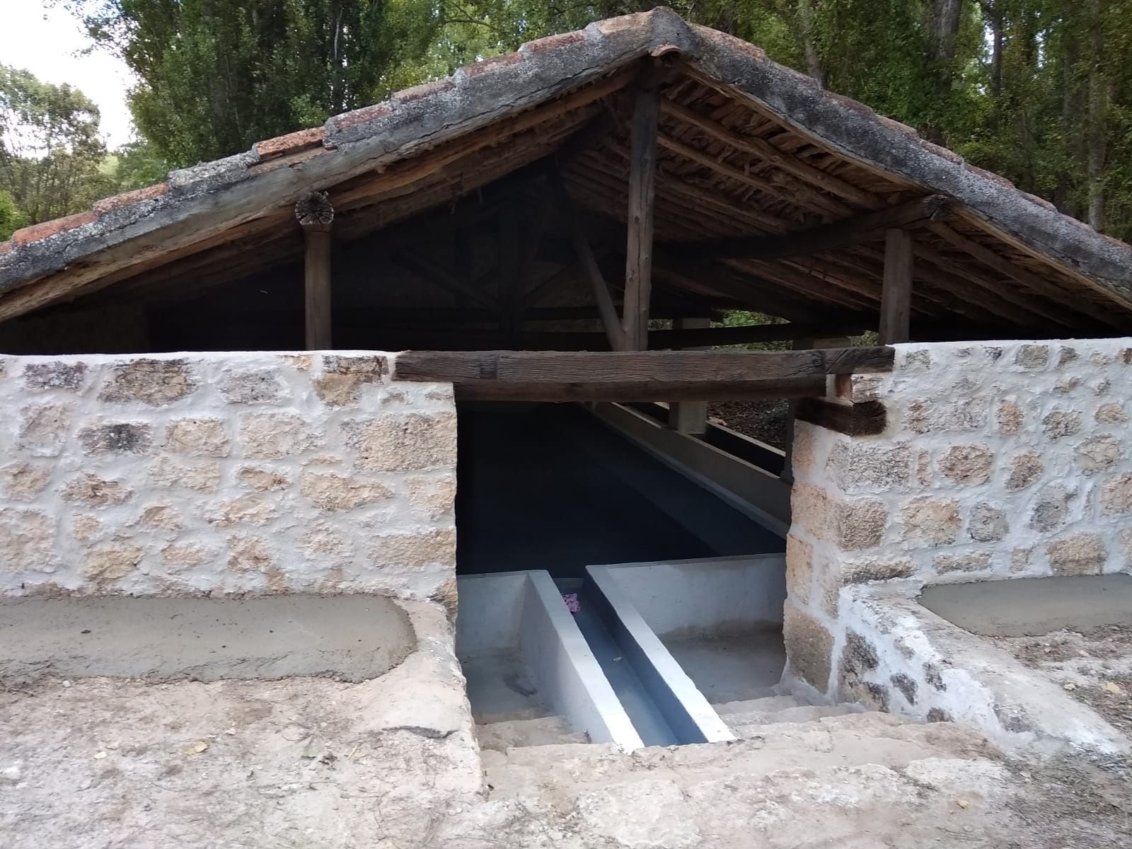 Hontanares inaugura su lavadero, rehabilitado por el Ayuntamiento de Brihuega, como ya hiciera Castilmimbre 3 Hontanares inaugura su lavadero, rehabilitado por el Ayuntamiento de Brihuega, como ya hiciera Castilmimbre