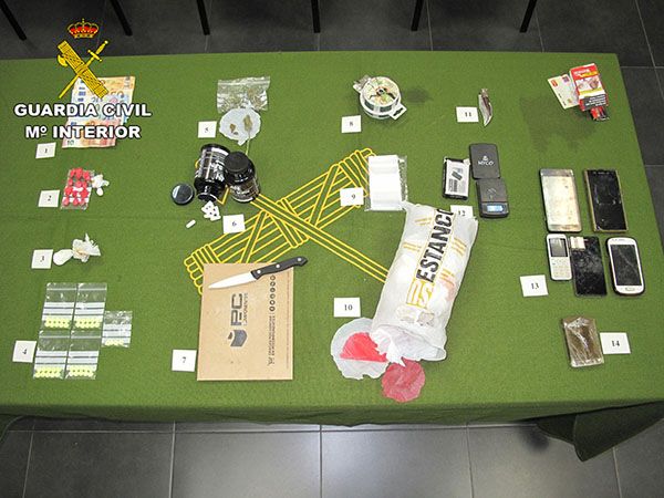 La Guardia Civil de Cuenca detiene a dos personas por tráfico de drogas una en Quintanar y otra durante el Septenario de Moya