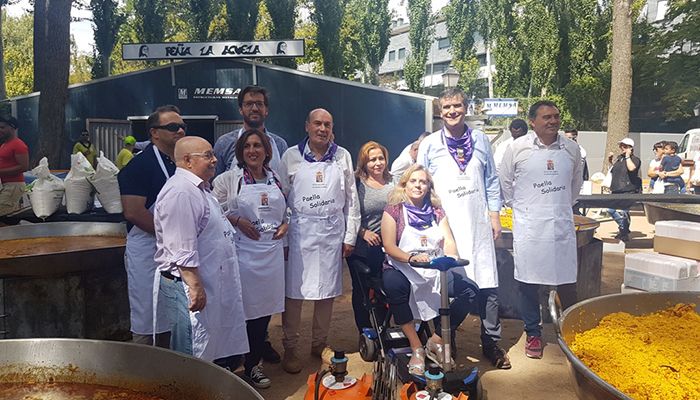 La Paella Solidaria de Ferias a beneficio de la Asociación de Esclerosis Múltiple congrega a más de 4.600 personas batiendo todos los récords