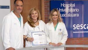 La Unidad de Cirugía Bariátrica del Hospital de Guadalajara avanza en su cualificación al obtener un diploma que acredita el nivel experto de su formación