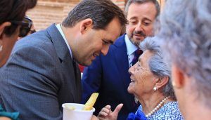 Núñez “Localidades industrialmente señeras como Fuensalida deben servir como modelo para apuntalar la economía de Castilla-La Mancha”