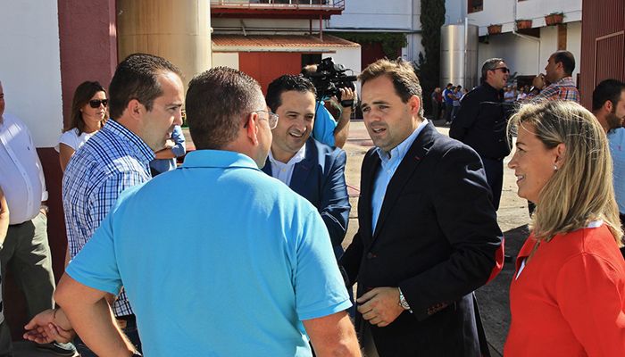 Núñez “Mi proyecto para el PP de Castilla-La Mancha cuidará y defenderá los intereses de nuestro campo y nuestros agricultores”