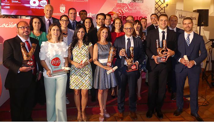 Paula Orozco Garvi, de Viveros La Mezquita, ganadora del Premio Joven Empresario AJE Cuenca