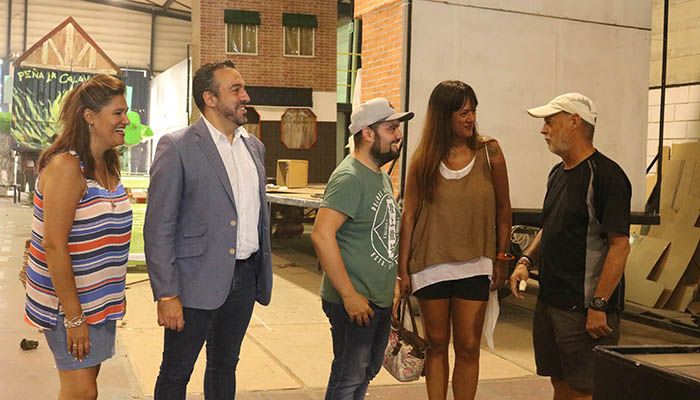 Silvia García “Es admirable el esfuerzo y la imaginación que ponen cada año los peñistas de Azuqueca. Por eso Cs pidió que este desfile se considere de Interés Turístico Nacional”