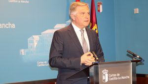 Cañizares destaca la fuerza y la ilusión de Núñez, con un discurso de futuro, frente a Page, que ha salido corriendo del debate 2 Cañizares destaca la fuerza y la ilusión de Núñez, con un discurso de futuro, frente a Page, que ha salido corriendo del debate