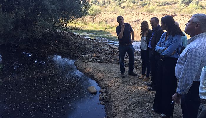Cerca de 17.000 ciudadanos de la provincia de Toledo llevan más de 20 días sin agua potable ante la pasividad de Page
