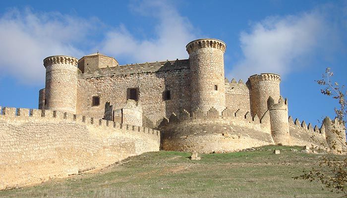 Cs denuncia que el Castillo de Belmonte no ofrezca las visitas gratuitas que marca la Ley de Patrimonio a los Bienes de Interés Cultural