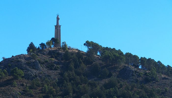 El Ayuntamiento de Cuenca instala nueva iluminación led en el monumento del Sagrado Corazón en el Cerro Socorro