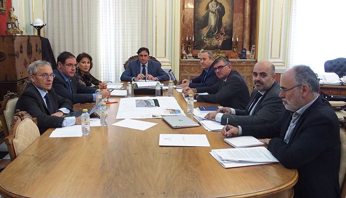 El Consorcio Ciudad de Cuenca, a favor de aportar el 20% del coste del ascensor al Casco Antiguo, el nuevo paseo fluvial del río Huécar y la actuación en la Muralla