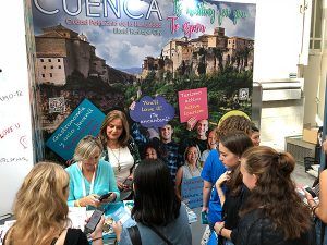 El stand del Ayuntamiento de Cuenca en el Student Welcome Day de Madrid recibe numerosas visitas y consultas 2 El stand del Ayuntamiento de Cuenca en el Student Welcome Day de Madrid recibe numerosas visitas y consultas