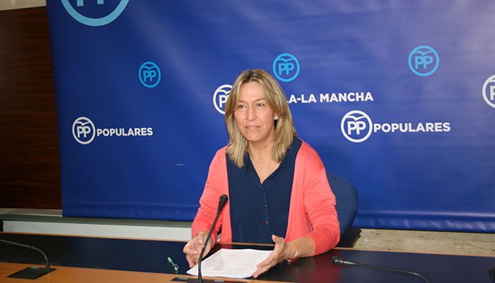 Guarinos denuncia que Page ha pasado de la reivindicación a la rendición en la reunión con Sánchez