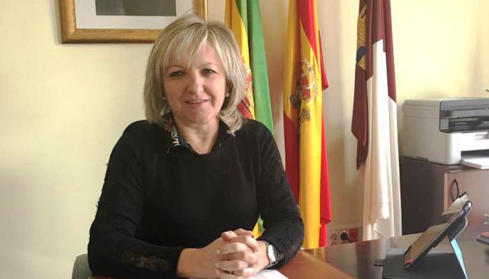 La alcaldesa de Honrubia pide a la Junta que descongestione el colapso de listas de espera de Ayuda a Domicilio en su municipio