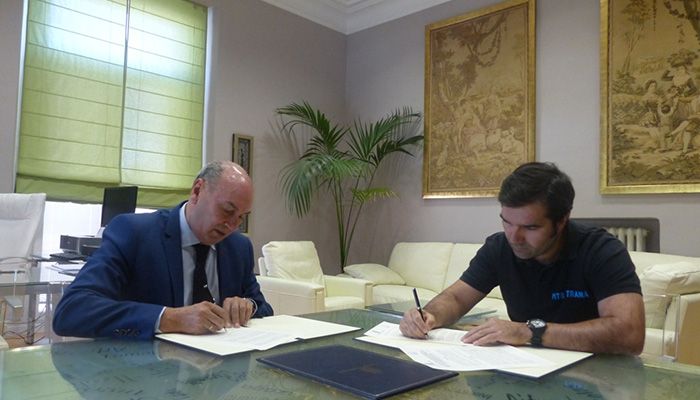 La Diputación de Guadalajara firma un convenio con el Club MTB Pastrana para la organización de uno de los circuitos deportivos más participativos