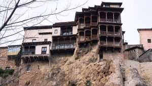 Las Casas Colgadas se iluminarán de color rosa para conmemorar el Día Mundial contra el Cáncer de Mama