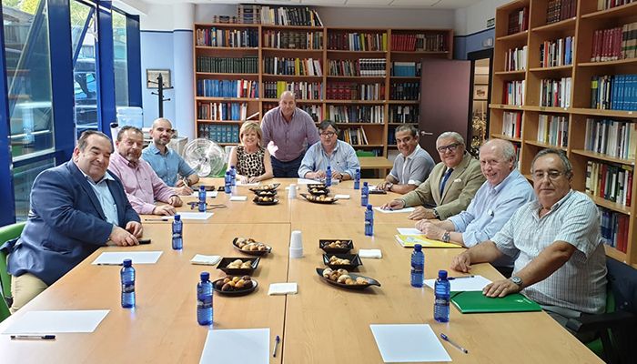 Los colegios profesionales de Guadalajara acuerdan crear una asociación intercolegial para trabajar por la ciudad