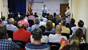 Núñez afirma que el modelo de trabajo del PPCLM será tener presencia en la calle y escuchar a todos los colectivos de la región