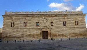 Recuperan un capitel del Palacio Ducal de Cogolludo de 130 kilos de peso puesta a la venta en internet