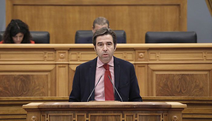 Robisco exige a Page que en un mes cumpla con el pliego de condiciones de los contratos del transporte sanitario de toda la región