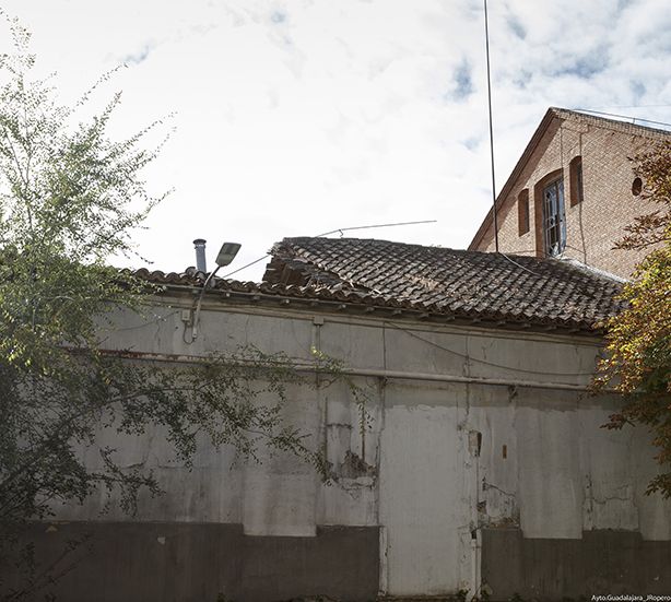 Román se muestra exultante: “La sentencia sobre las naves del Fuerte de San Francisco es un varapalo monumental a la Junta y una victoria de Guadalajara frente a Page” 3 Román se muestra exultante “La sentencia sobre las naves del Fuerte de San Francisco es un varapalo monumental a la Junta y una victoria de Guadalajara frente a Page”
