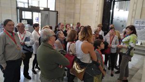 Vecinos de Cabanillas visitan la Biblioteca Nacional en el Día Internacional de las Bibliotecas