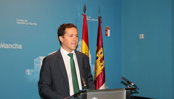 Velázquez denuncia que 32 médicos se han dado de baja en el Hospital de Toledo por falta de profesionales sanitarios