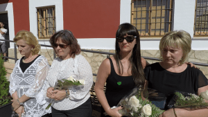 Jábaga. Vídeo del Homenaje a todas las víctimas de violencia de género. La Paz no se escribió con letras de sangre sino desde la inteligencia y con el corazón 2 vlcsnap 00371