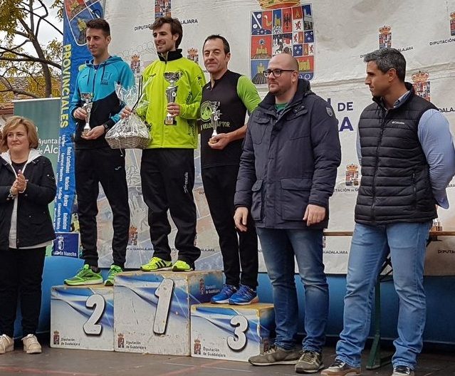 Alfonso Garijo se impone en la III Carrera Popular de Alovera