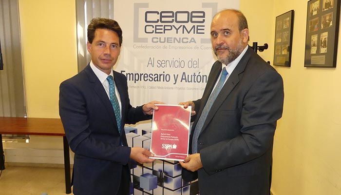CEOE-Cepyme Cuenca entrega el documento de posición de la SSPA al Gobierno Regional