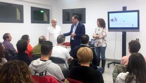 Diputación de Cuenca va a formar en el uso de desfibriladores a más de 200 personas en diez municipios de la provincia 2 Diputación de Cuenca va a formar en el uso de desfibriladores a más de 200 personas en diez municipios de la provincia