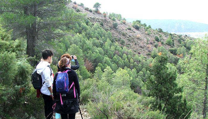 El Campus Diputación de Cuenca de Senderismo 2018 despidió en Priego la temporada de otoño con más de 60 participantes
