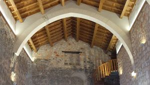El Castillo de la Peña Bermeja, una trágica leyenda y un cementerio en su patio, escenario perfecto para un puente cargado de misterio