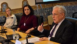 Fundación Eurocaja Rural y UCLM acercan a los estudiantes las pautas de la globalización 2 Fundación Eurocaja Rural y UCLM acercan a los estudiantes las pautas de la globalización