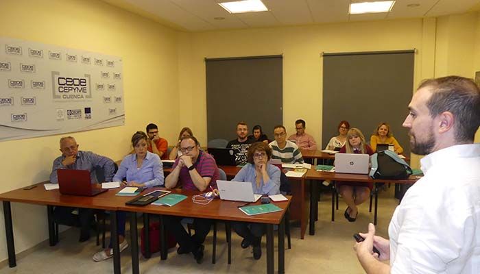 La Asociación de Comercio de Cuenca celebra este jueves una jornada informativa sobre el comercio electrónico