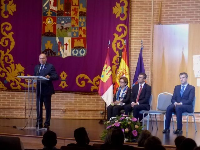 Latre resalta la importancia de educar en igualdad para conseguir erradicar la violencia de género