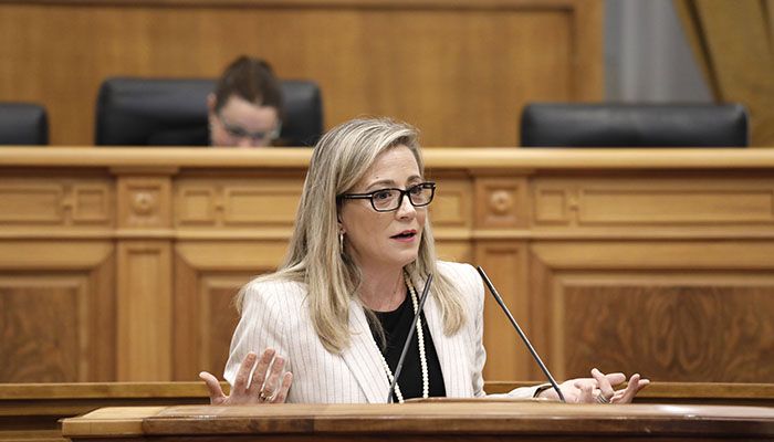 Merino critica que Page se gaste el dinero de los agricultores y ganaderos para colocar a ex altos cargos socialistas