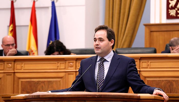 Núñez vuelve a marcar diferencias con Page porque vota junto a Podemos en contra de prohibir los indultos a separatistas y de la defensa del español en Cataluña