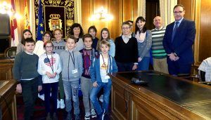 Prieto felicita al CRA Elena Fortún de Villar de Olalla por apostar por un proyecto 'Erasmus + para “hacer Europa”