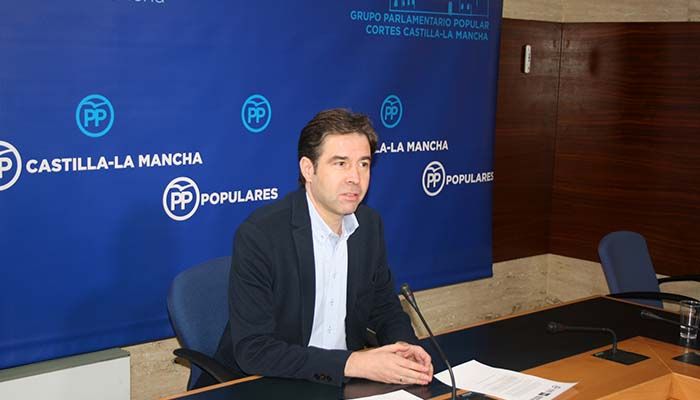 Robisco denuncia que Page está quitando a los médicos de las UVI móviles, poniendo en riesgo la vida de los enfermos