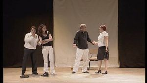 Tres Tristes Tigres en el Teatro Moderno el domingo, 11 de noviembre, por la mañana