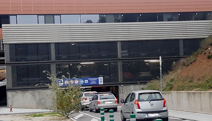 Acceso al parking del Hospital de Guadalajara, hoy mismo