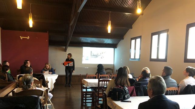 Almudena Sanz “Queremos hacer todo lo posible por buscar mejoras a los servicios educativos a nivel local”