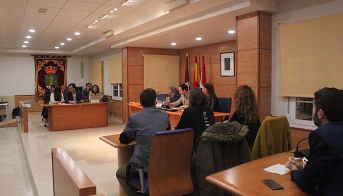 Cabanillas celebra los 40 años de democracia constitucional con un Pleno institucional