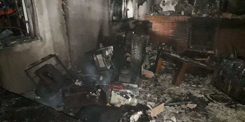 Dos heroínas de 13 años salvan la vida de una persona en un incendio en la urbanización Las Castillas