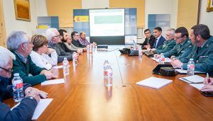El delegado del Gobierno pide a los alcaldes de la zona de Sierra Ministra “confianza en el trabajo de la Guardia Civil”