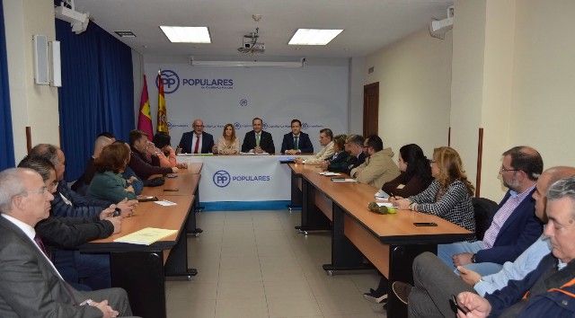 Gregorio califica de cínico a Page y le acusa de esconder en las televisiones nacionales lo que realmente hace en CLM, que es votar con Podemos contra la Constitución