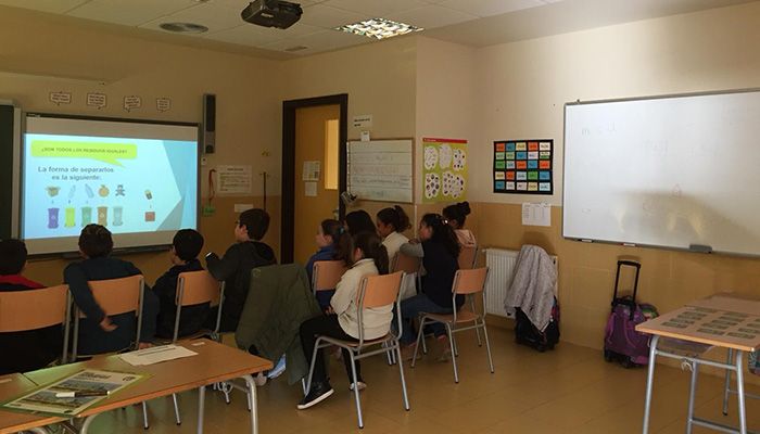 La campaña de educación ambiental del Consorcio de Residuos llega a casi un millar de alumnos y profesores